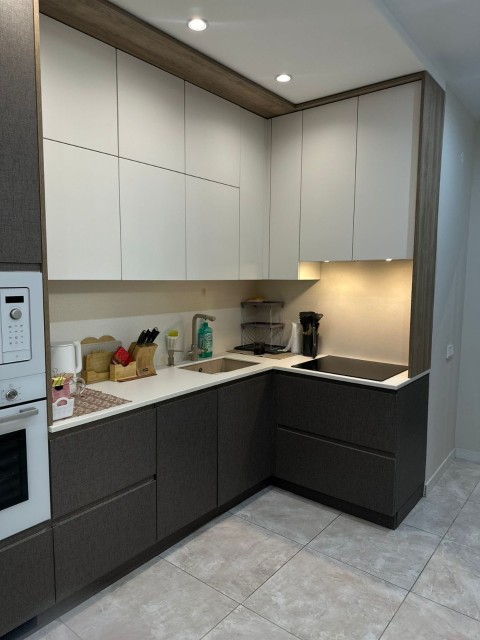 3 комн., 89 м², Инд. планировка, Крестьянский рынок, стадион "Туймаада" 3