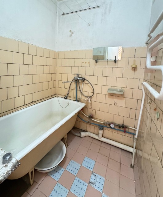 4 комн., 73 м², КПД, Крытый рынок 13