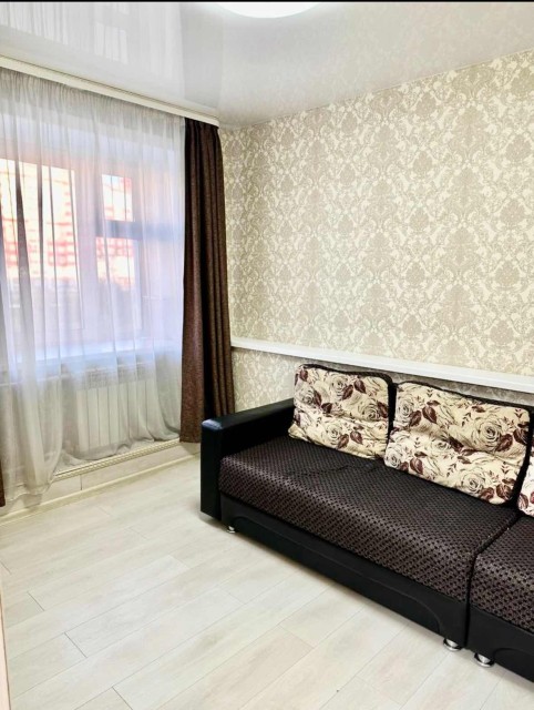 2 комн., 43 м², Блочный, Центр - район пл. Ленина 11