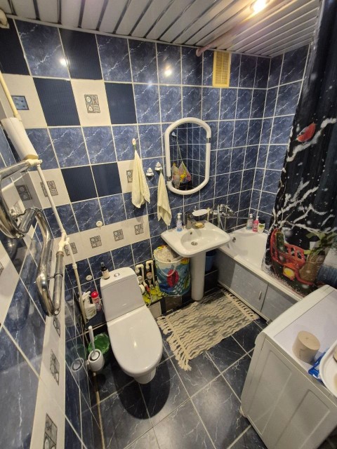 2 комн., Хрущевка, Дом быта 9