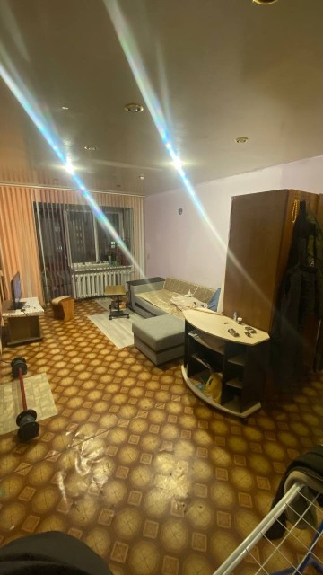 3 комн., 73 м², Блочный, Автовокзал 8