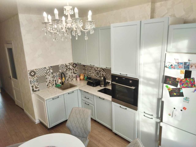 2 комн., 70 м², Сталинка, Центр - район пл. Ленина 2