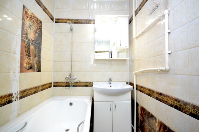 2 комн., 47 м², КПД, 202 мкрн. 9