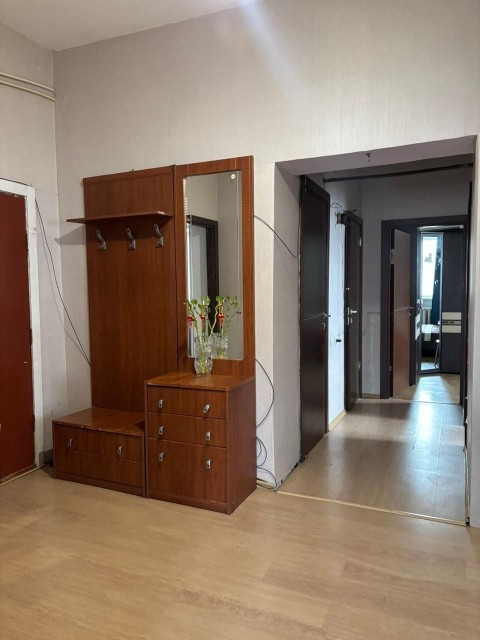 4 комн., 90 м², Инд. планировка, Центр - район пл. Дружбы 5