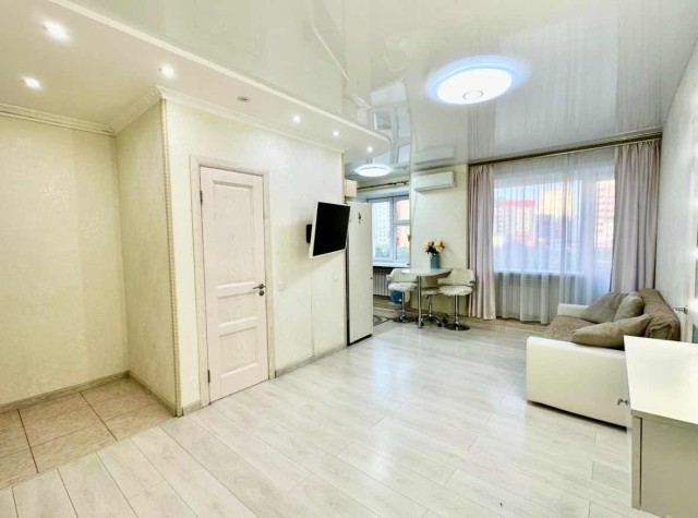 2 комн., 43 м², Блочный, Центр - район пл. Ленина 5