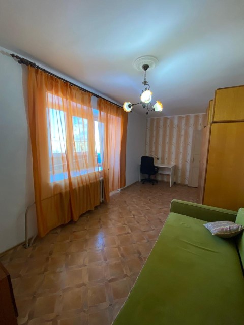 2 комн., 47 м², Инд. планировка, Площадь Победы 4