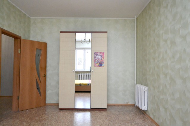 3 комн., 75 м², 112 серия, Сахацирк 11