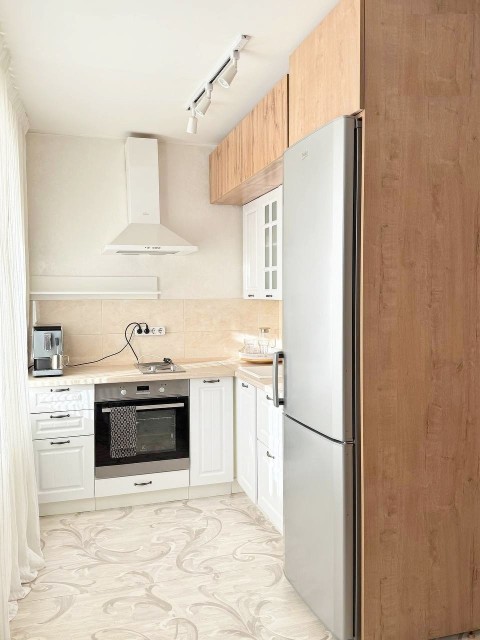 2 комн., 46 м², Блочный, Дом быта 2