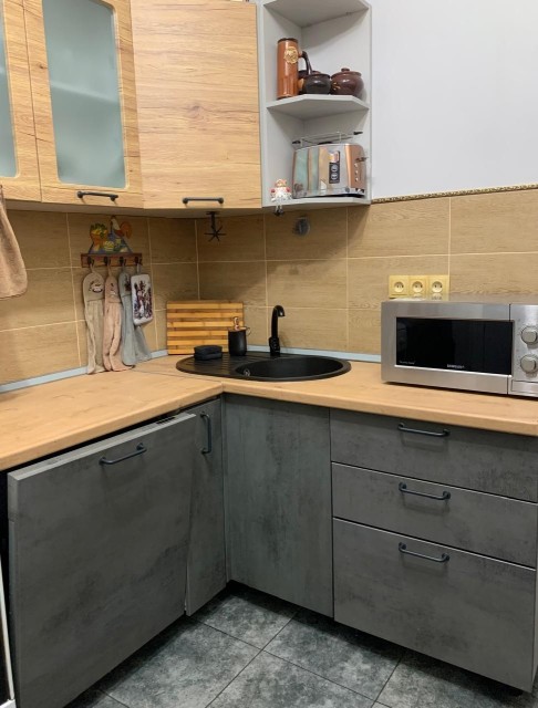 2 комн., 50 м², Блочный, Глазная больница