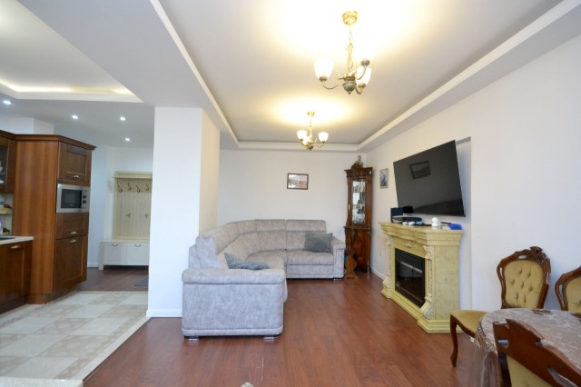 3 комн., 81 м², 112 серия, Сахацирк 6