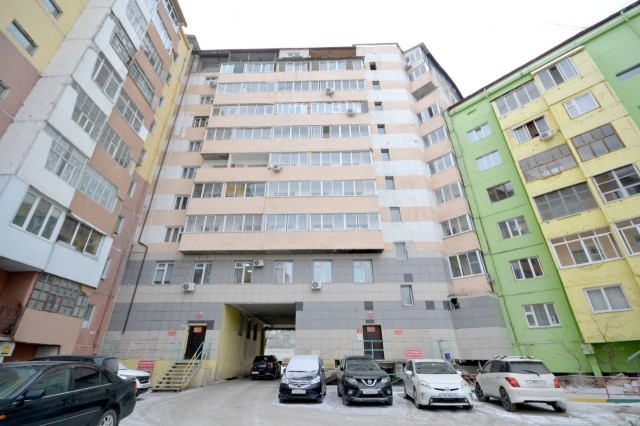 3 комн., 81 м², 112 серия, Сахацирк 19