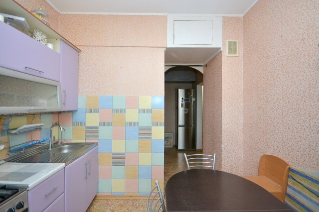 3 комн., 75 м², 112 серия, Сахацирк 2