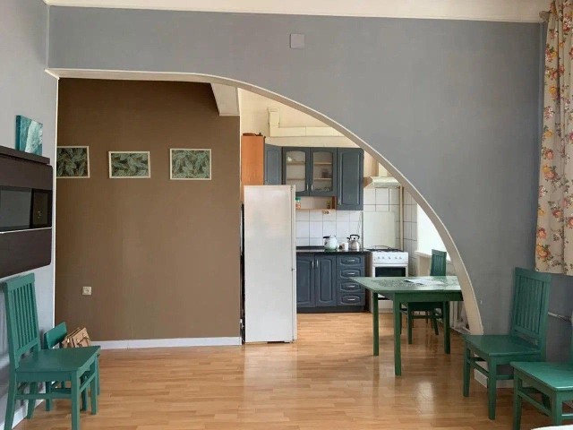 2 комн., 53 м², Сталинка, Центр - район пл. Ленина