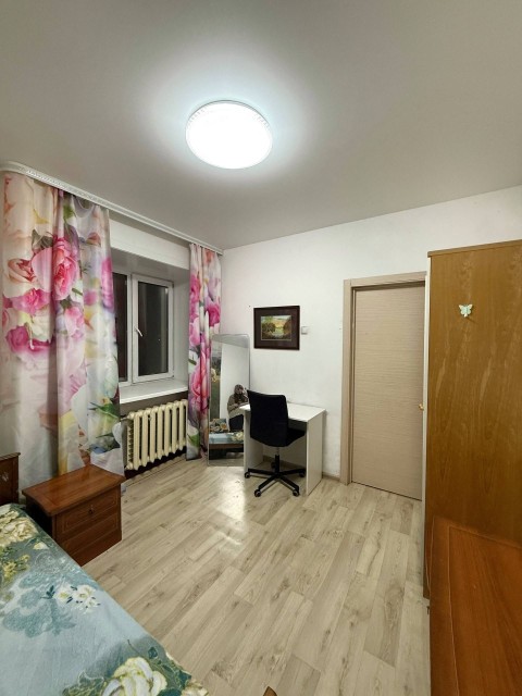 3 комн., 51 м², Блочный, Апельсин 5