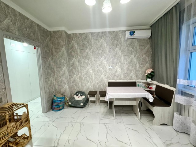 3 комн., 52 м², Монолитно-каркасный, Глазная больница 4