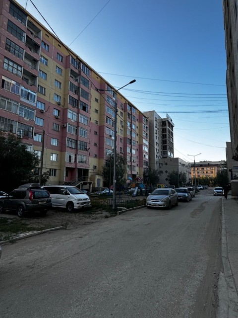 Больше 4 комн., 142 м², 112 серия, Крестьянский рынок, стадион "Туймаада"