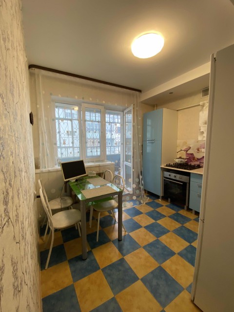 2 комн., 55 м², Блочный, Сайсары 6