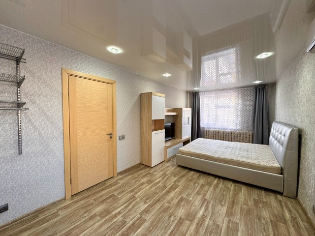 3 комн., 72 м², КПД, Старый город 8