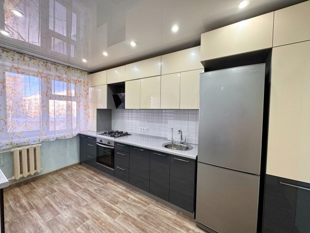 3 комн., 72 м², КПД, Старый город 3