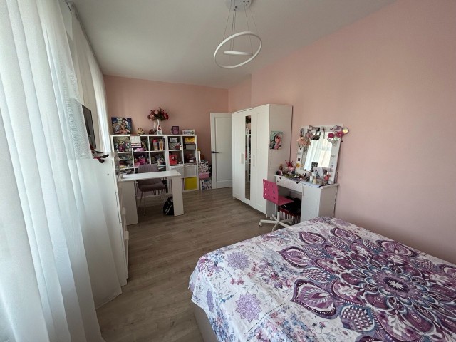 3 комн., 79 м², Инд. планировка, Апельсин 4