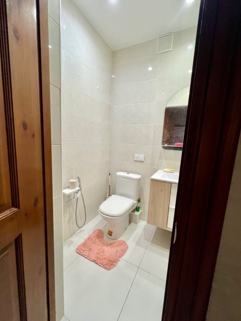 3 комн., 78 м², Блочный, Площадь Победы 5