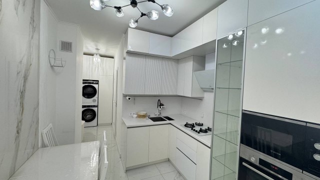 2 комн., 52 м², 112 серия, Крестьянский рынок, стадион "Туймаада" 11