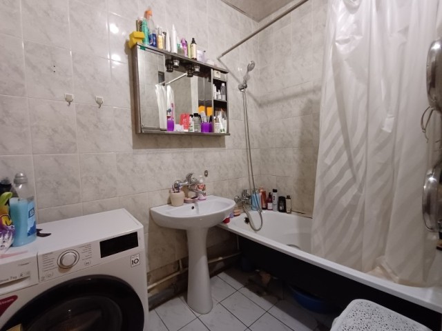 4 комн., 112 серия, 202 мкрн. 15