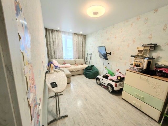 3 комн., 61 м², Блочный, Жатай 5