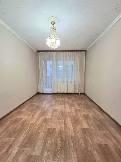 3 комн., Блочный, Крытый рынок 3