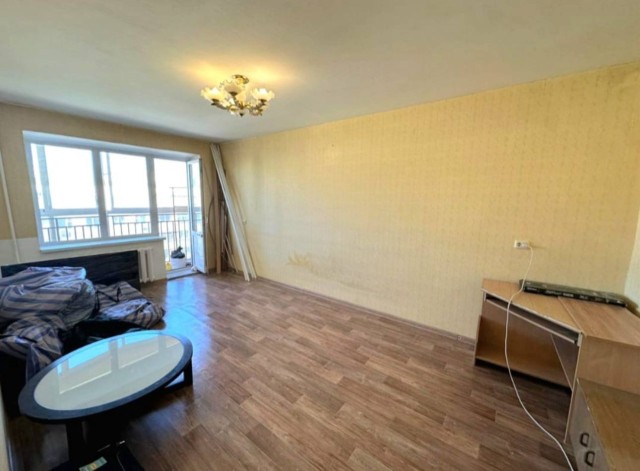 4 комн., 71 м², КПД, Центр - район пл. Орджоникидзе 7