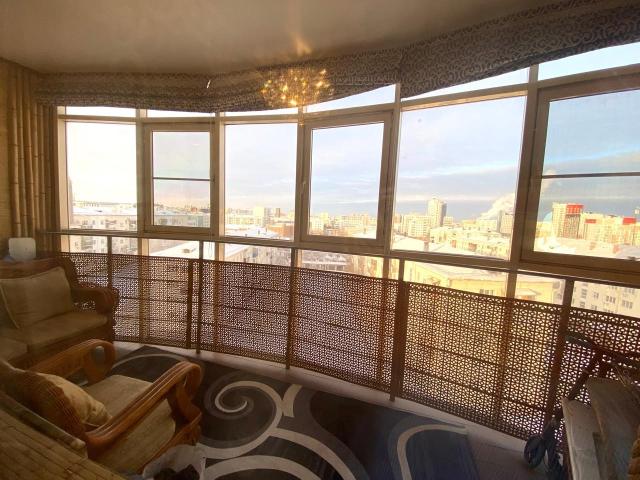 3 комн., 119 м², Инд. планировка, Центр - район пл. Орджоникидзе 10