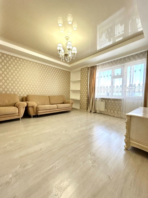 2 комн., 76 м², Блочный, ЯКСМК 7