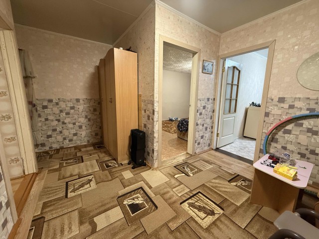 2 комн., 75 м², Дерев. б/у, Кирзавод 4