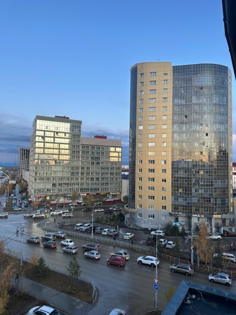 2 комн., 90 м², Монолитно-каркасный, Дом быта 16