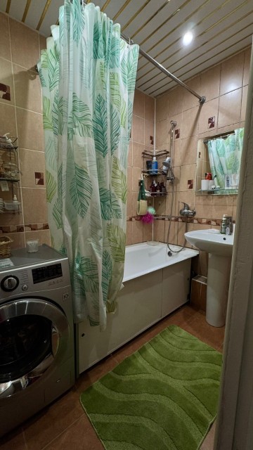 3 комн., 77 м², 112 серия, 202 мкрн.