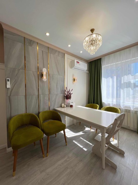 4 комн., 83 м², Монолитно-каркасный, Вилюйский тракт