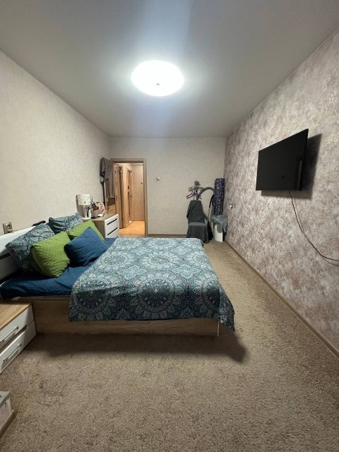 2 комн., 58 м², Блочный, Центр - район пл. Орджоникидзе 8