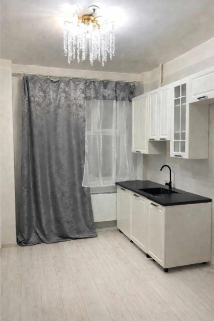 3 комн., 70 м², Монолитно-каркасный, 103 квартал (Ростелеком) 4