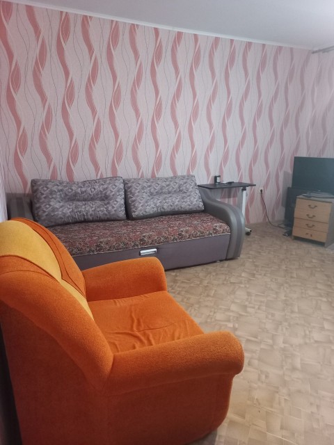 2 комн., 63 м², Блочный, Глазная больница 4