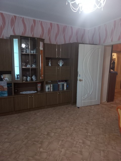 2 комн., 63 м², Блочный, Глазная больница 2