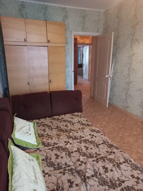 2 комн., 63 м², Блочный, Глазная больница 6