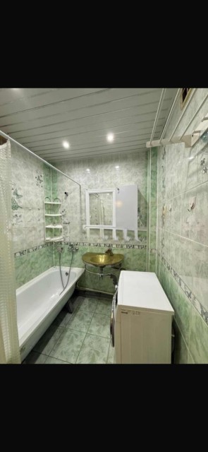 3 комн., 70 м², Монолитно-каркасный, Автовокзал 5