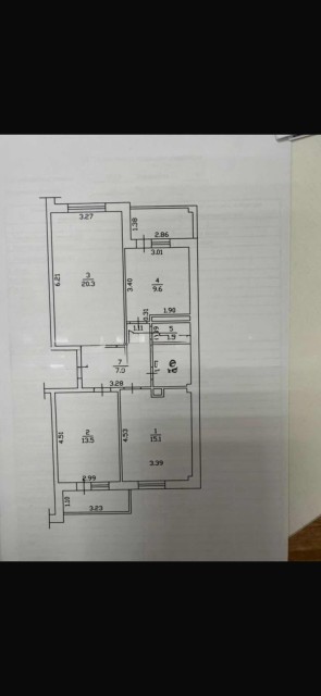 3 комн., 70 м², Монолитно-каркасный, Автовокзал 6