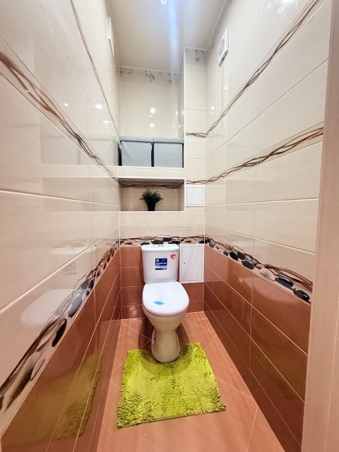 2 комн., 65 м², Блочный, Авторынок 13