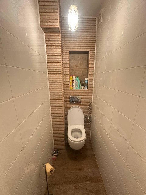 3 комн., 90 м², Монолитно-каркасный, Автовокзал 8