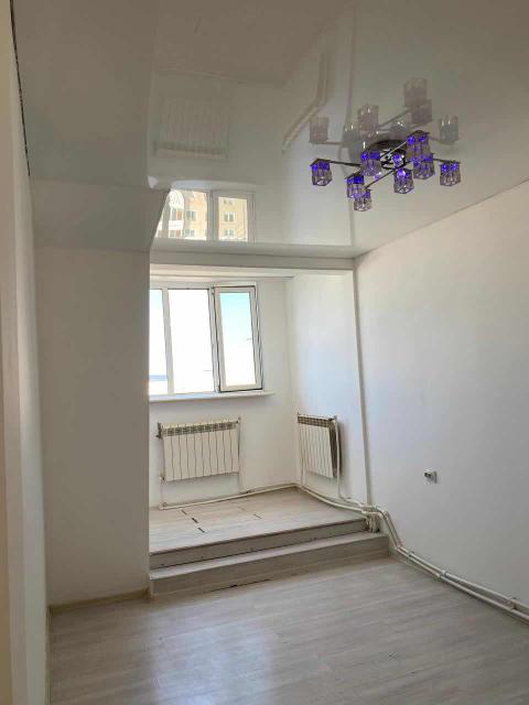 2 комн., 49 м², Инд. планировка, Сахацирк 3