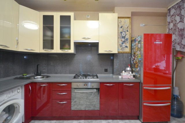 2 комн., 69 м², 112 серия, Центр - район пл. Комсомольская