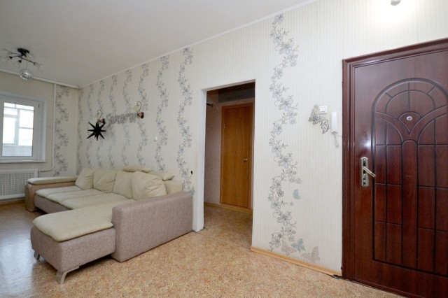 3 комн., 75 м², 112 серия, Сахацирк 5