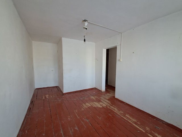 2 комн., 41 м², Хрущевка, Крестьянский рынок, стадион "Туймаада" 4