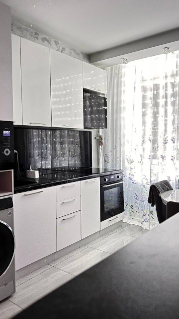 3 комн., 61 м², КПД, Студгородок